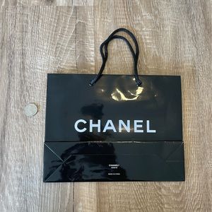 Glossy Chanel Shopping bag